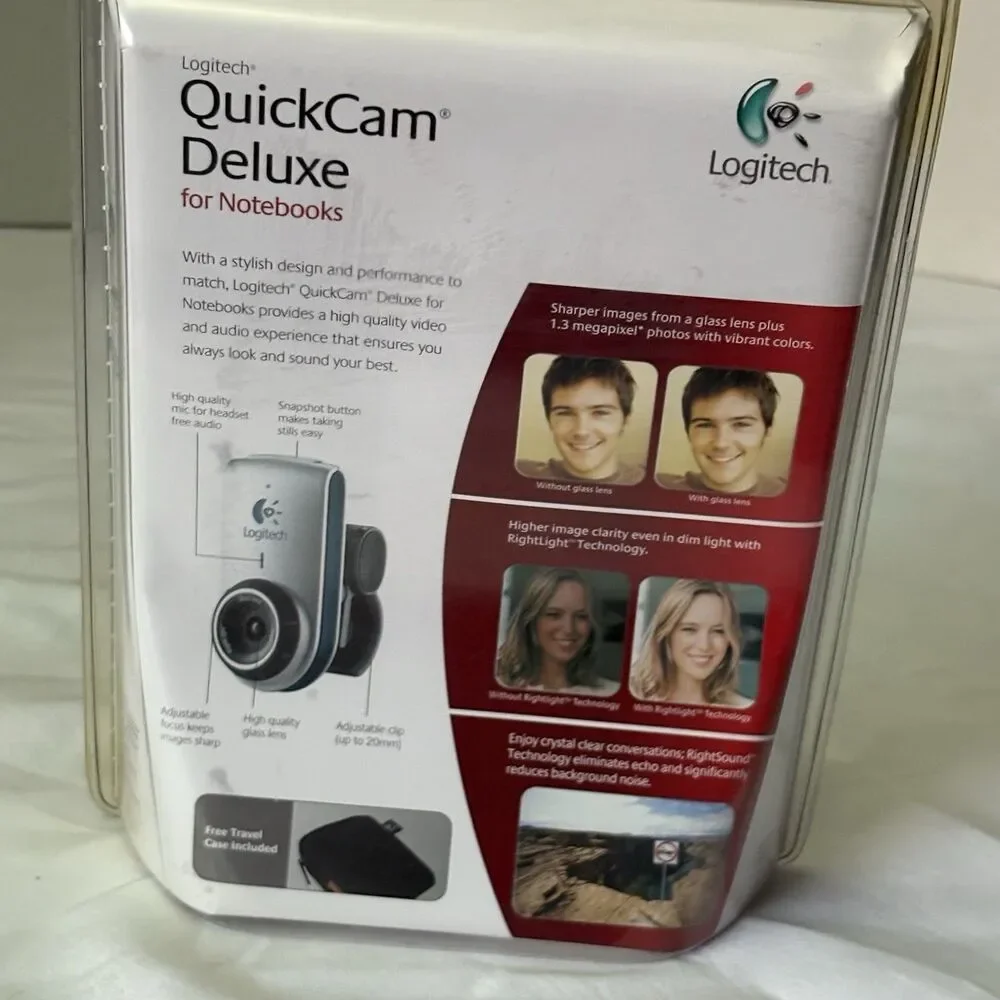 Logitech QuickCam Deluxe for Notebooks 1.3 MegaPixels WebCam USB 2.0